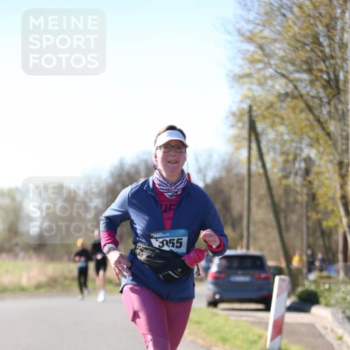 06.04.2025 - 44. Internationalen Wilhelmsburger Insellauf Jannik Wohlers http://msf.ph/oto/7624114 06.04.2025 10:33:03 Laufen 55 meine-sportfotos.de