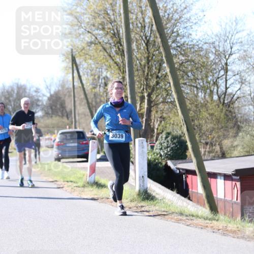 06.04.2025 - 44. Internationalen Wilhelmsburger Insellauf Jannik Wohlers http://msf.ph/oto/7624119 06.04.2025 10:33:11 Laufen 4567, 3375, 3039 meine-sportfotos.de