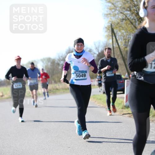06.04.2025 - 44. Internationalen Wilhelmsburger Insellauf Jannik Wohlers http://msf.ph/oto/7624156 06.04.2025 10:33:20 Laufen 4208, 5049, 3495, 129 meine-sportfotos.de