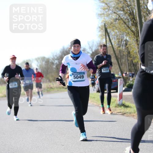 06.04.2025 - 44. Internationalen Wilhelmsburger Insellauf Jannik Wohlers http://msf.ph/oto/7624157 06.04.2025 10:33:20 Laufen 4208, 5049, 3495, 129 meine-sportfotos.de