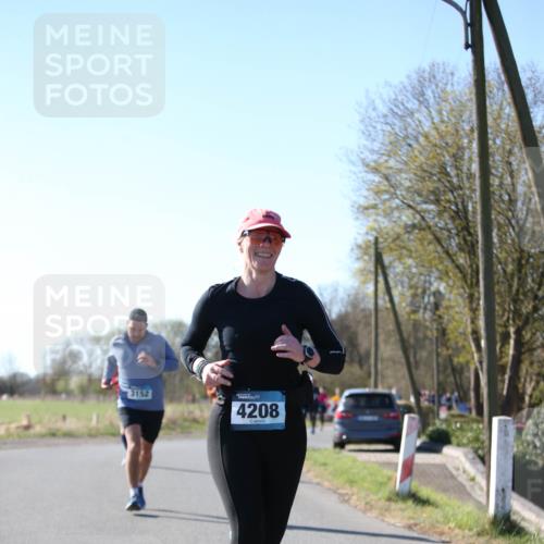 06.04.2025 - 44. Internationalen Wilhelmsburger Insellauf Jannik Wohlers http://msf.ph/oto/7624166 06.04.2025 10:33:23 Laufen 3152, 4208 meine-sportfotos.de