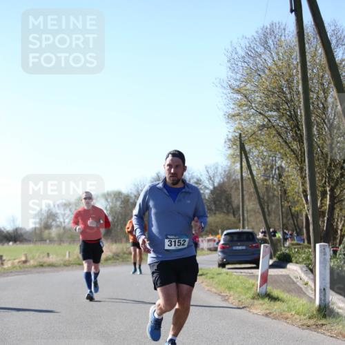 06.04.2025 - 44. Internationalen Wilhelmsburger Insellauf Jannik Wohlers http://msf.ph/oto/7624170 06.04.2025 10:33:25 Laufen 3152 meine-sportfotos.de