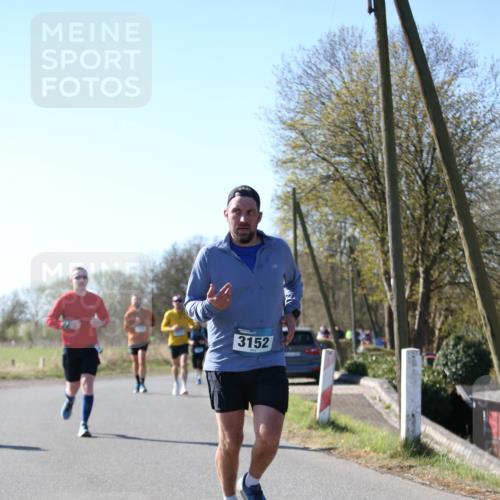 06.04.2025 - 44. Internationalen Wilhelmsburger Insellauf Jannik Wohlers http://msf.ph/oto/7624175 06.04.2025 10:33:25 Laufen 3152 meine-sportfotos.de
