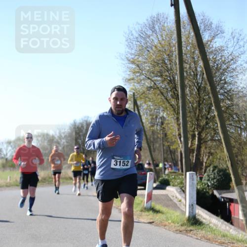 06.04.2025 - 44. Internationalen Wilhelmsburger Insellauf Jannik Wohlers http://msf.ph/oto/7624176 06.04.2025 10:33:25 Laufen 3152 meine-sportfotos.de