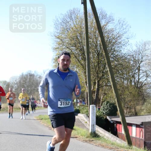 06.04.2025 - 44. Internationalen Wilhelmsburger Insellauf Jannik Wohlers http://msf.ph/oto/7624179 06.04.2025 10:33:25 Laufen 3152 meine-sportfotos.de