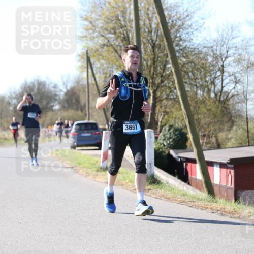 06.04.2025 - 44. Internationalen Wilhelmsburger Insellauf Jannik Wohlers http://msf.ph/oto/7624205 06.04.2025 10:33:35 Laufen 3697 meine-sportfotos.de