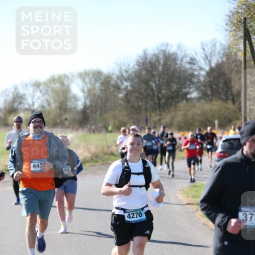 06.04.2025 - 44. Internationalen Wilhelmsburger Insellauf Jannik Wohlers http://msf.ph/oto/7624274 06.04.2025 10:34:06 Laufen 442, 99, 4270, 37 meine-sportfotos.de
