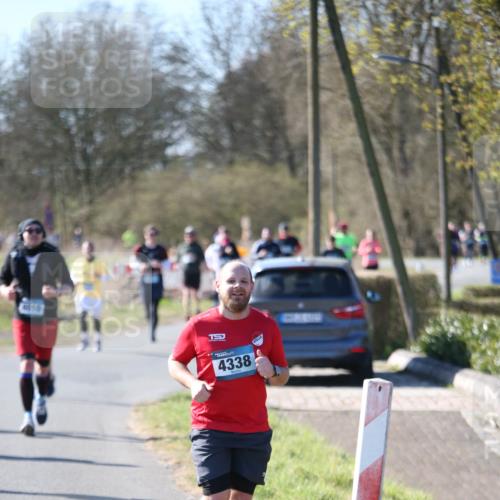 06.04.2025 - 44. Internationalen Wilhelmsburger Insellauf Jannik Wohlers http://msf.ph/oto/7624302 06.04.2025 10:34:14 Laufen 1910, 4338 meine-sportfotos.de