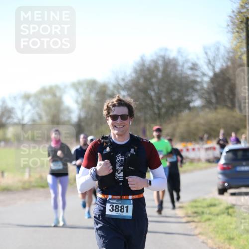 06.04.2025 - 44. Internationalen Wilhelmsburger Insellauf Jannik Wohlers http://msf.ph/oto/7624356 06.04.2025 10:34:29 Laufen 3881 meine-sportfotos.de