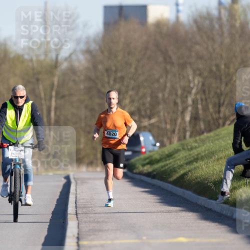 06.04.2025 - 44. Internationalen Wilhelmsburger Insellauf Michael Strokosch http://msf.ph/oto/7624382 06.04.2025 09:14:09 Laufen 4020 meine-sportfotos.de