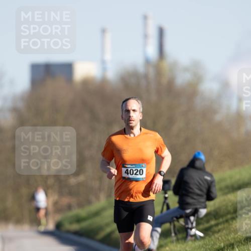 06.04.2025 - 44. Internationalen Wilhelmsburger Insellauf Michael Strokosch http://msf.ph/oto/7624391 06.04.2025 09:14:16 Laufen 4020 meine-sportfotos.de