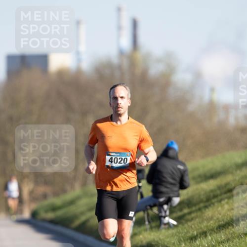 06.04.2025 - 44. Internationalen Wilhelmsburger Insellauf Michael Strokosch http://msf.ph/oto/7624392 06.04.2025 09:14:16 Laufen 4020 meine-sportfotos.de
