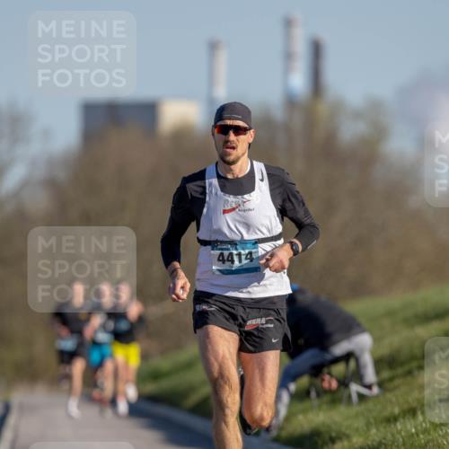 06.04.2025 - 44. Internationalen Wilhelmsburger Insellauf Michael Strokosch http://msf.ph/oto/7624420 06.04.2025 09:14:55 Laufen 4414 meine-sportfotos.de