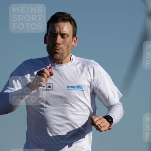 06.04.2025 - 44. Internationalen Wilhelmsburger Insellauf Michael Strokosch http://msf.ph/oto/7624442 06.04.2025 09:15:31 Laufen 4425 meine-sportfotos.de