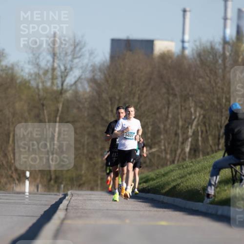 06.04.2025 - 44. Internationalen Wilhelmsburger Insellauf Michael Strokosch http://msf.ph/oto/7624446 06.04.2025 09:15:37 Laufen 5037 meine-sportfotos.de