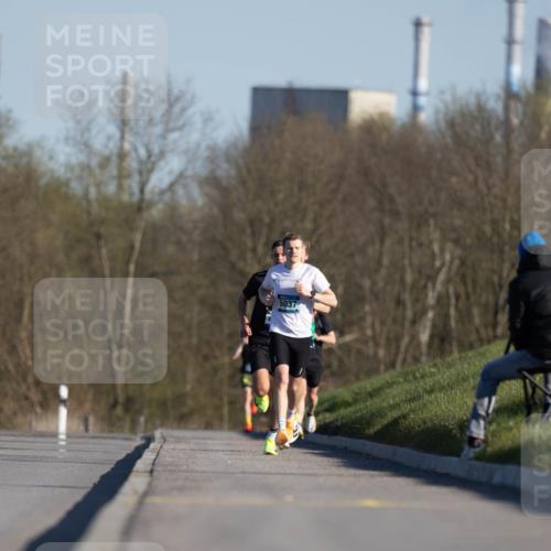 06.04.2025 - 44. Internationalen Wilhelmsburger Insellauf Michael Strokosch http://msf.ph/oto/7624447 06.04.2025 09:15:37 Laufen 5037 meine-sportfotos.de