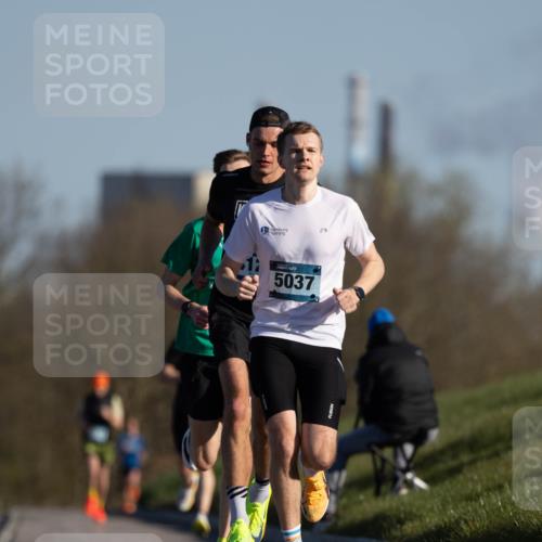 06.04.2025 - 44. Internationalen Wilhelmsburger Insellauf Michael Strokosch http://msf.ph/oto/7624477 06.04.2025 09:15:49 Laufen 5037 meine-sportfotos.de
