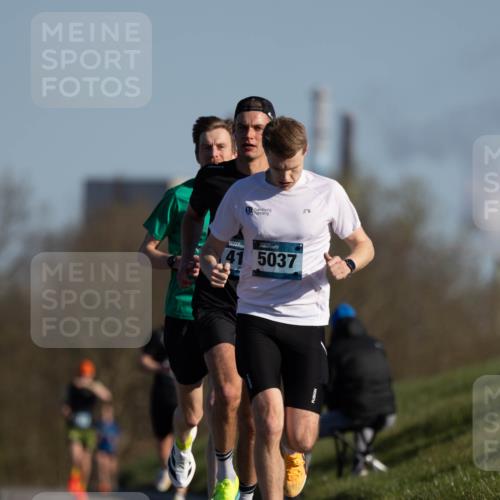 06.04.2025 - 44. Internationalen Wilhelmsburger Insellauf Michael Strokosch http://msf.ph/oto/7624479 06.04.2025 09:15:50 Laufen 41, 5037 meine-sportfotos.de