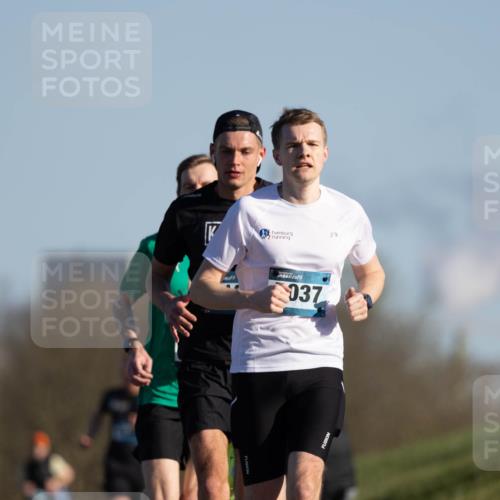 06.04.2025 - 44. Internationalen Wilhelmsburger Insellauf Michael Strokosch http://msf.ph/oto/7624484 06.04.2025 09:15:51 Laufen 037 meine-sportfotos.de