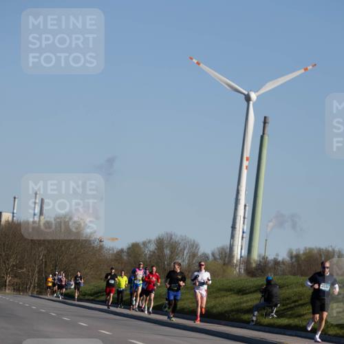 06.04.2025 - 44. Internationalen Wilhelmsburger Insellauf Michael Strokosch http://msf.ph/oto/7624500 06.04.2025 09:18:02 Laufen  meine-sportfotos.de