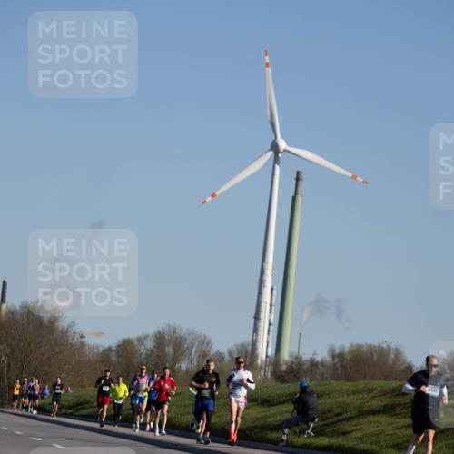 06.04.2025 - 44. Internationalen Wilhelmsburger Insellauf Michael Strokosch http://msf.ph/oto/7624504 06.04.2025 09:18:04 Laufen 4548 meine-sportfotos.de