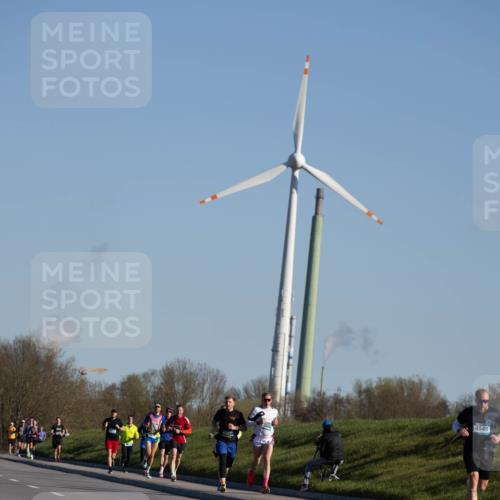 06.04.2025 - 44. Internationalen Wilhelmsburger Insellauf Michael Strokosch http://msf.ph/oto/7624505 06.04.2025 09:18:04 Laufen 4548 meine-sportfotos.de
