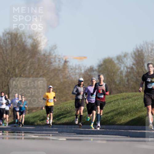 06.04.2025 - 44. Internationalen Wilhelmsburger Insellauf Michael Strokosch http://msf.ph/oto/7624515 06.04.2025 09:18:19 Laufen 3640, 3994, 4265, 3455 meine-sportfotos.de