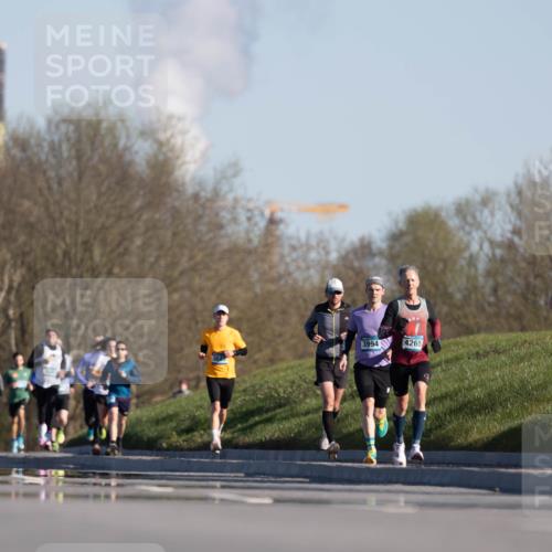 06.04.2025 - 44. Internationalen Wilhelmsburger Insellauf Michael Strokosch http://msf.ph/oto/7624516 06.04.2025 09:18:20 Laufen 3994, 4265 meine-sportfotos.de