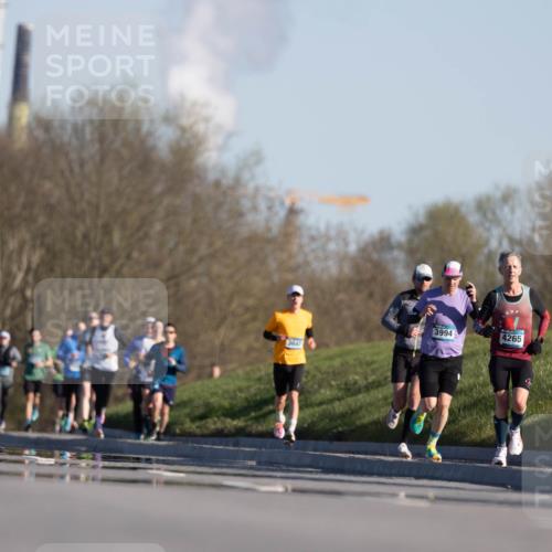 06.04.2025 - 44. Internationalen Wilhelmsburger Insellauf Michael Strokosch http://msf.ph/oto/7624524 06.04.2025 09:18:22 Laufen 364, 3994, 4265 meine-sportfotos.de