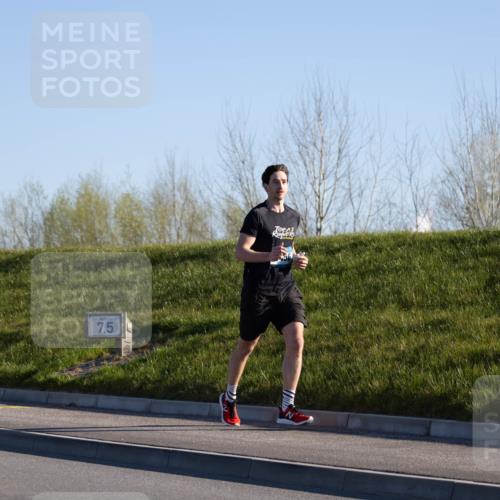 06.04.2025 - 44. Internationalen Wilhelmsburger Insellauf Michael Strokosch http://msf.ph/oto/7624528 06.04.2025 09:18:39 Laufen 7, 5 meine-sportfotos.de