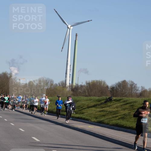 06.04.2025 - 44. Internationalen Wilhelmsburger Insellauf Michael Strokosch http://msf.ph/oto/7624540 06.04.2025 09:24:29 Laufen 4400, 4030 meine-sportfotos.de