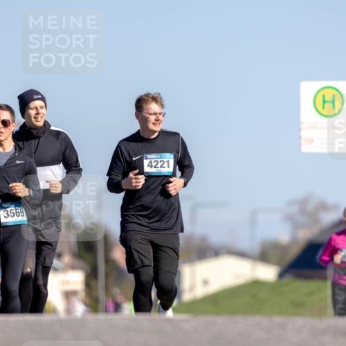 06.04.2025 - 44. Internationalen Wilhelmsburger Insellauf Michael Strokosch http://msf.ph/oto/7624561 06.04.2025 10:08:56 Laufen 3569, 4221 meine-sportfotos.de