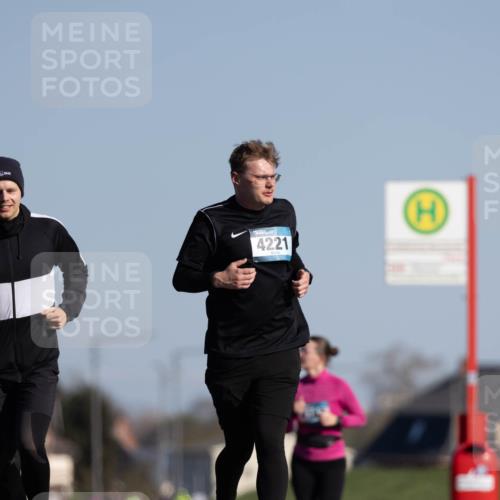 06.04.2025 - 44. Internationalen Wilhelmsburger Insellauf Michael Strokosch http://msf.ph/oto/7624567 06.04.2025 10:08:57 Laufen 569, 4221 meine-sportfotos.de