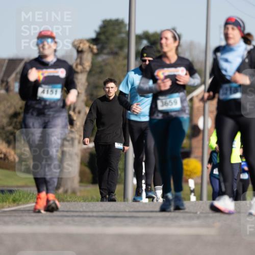 06.04.2025 - 44. Internationalen Wilhelmsburger Insellauf Michael Strokosch http://msf.ph/oto/7624599 06.04.2025 10:09:28 Laufen 744, 4151, 3659, 4508 meine-sportfotos.de