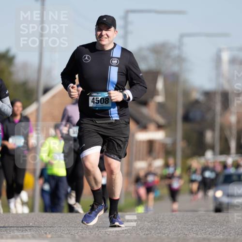 06.04.2025 - 44. Internationalen Wilhelmsburger Insellauf Michael Strokosch http://msf.ph/oto/7624600 06.04.2025 10:09:29 Laufen 3659, 4508 meine-sportfotos.de