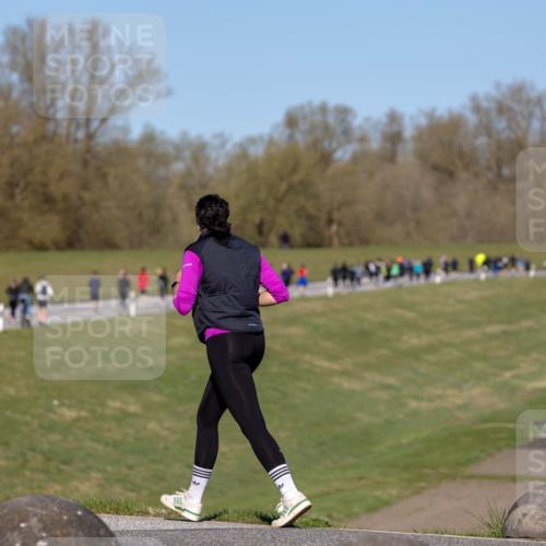 06.04.2025 - 44. Internationalen Wilhelmsburger Insellauf Michael Strokosch http://msf.ph/oto/7624612 06.04.2025 10:09:49 Laufen  meine-sportfotos.de