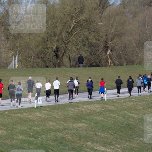 06.04.2025 - 44. Internationalen Wilhelmsburger Insellauf Michael Strokosch http://msf.ph/oto/7624617 06.04.2025 10:09:53 Laufen 12 meine-sportfotos.de