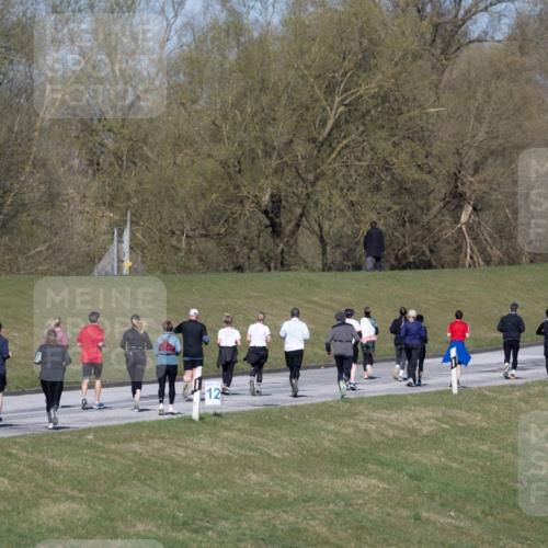 06.04.2025 - 44. Internationalen Wilhelmsburger Insellauf Michael Strokosch http://msf.ph/oto/7624621 06.04.2025 10:09:55 Laufen 122 meine-sportfotos.de
