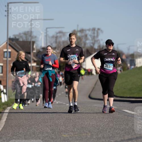 06.04.2025 - 44. Internationalen Wilhelmsburger Insellauf Michael Strokosch http://msf.ph/oto/7624643 06.04.2025 10:10:13 Laufen 3710, 3782, 25, 995, 3531 meine-sportfotos.de