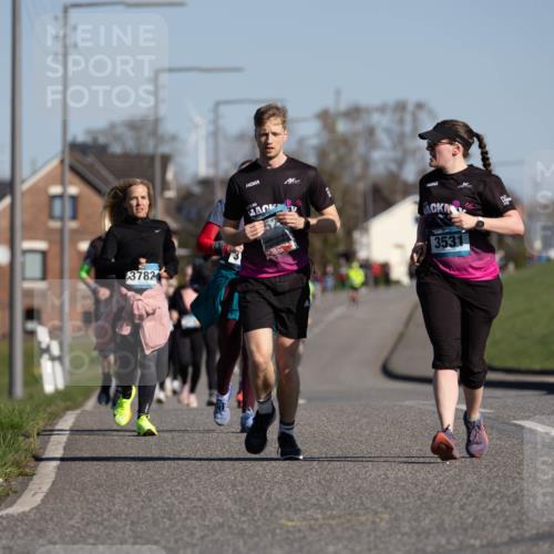 06.04.2025 - 44. Internationalen Wilhelmsburger Insellauf Michael Strokosch http://msf.ph/oto/7624649 06.04.2025 10:10:15 Laufen 3782, 3531 meine-sportfotos.de
