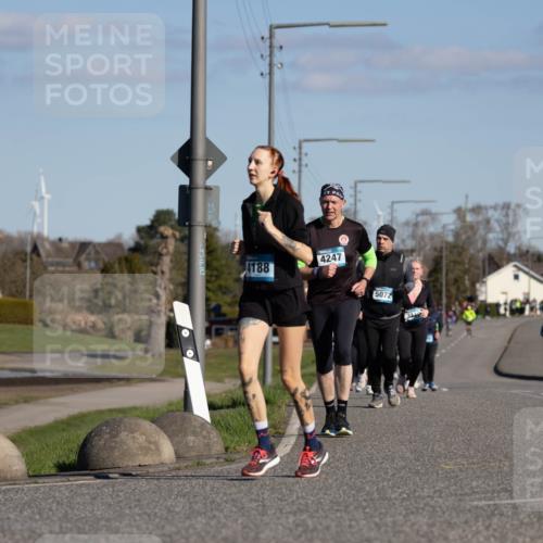 06.04.2025 - 44. Internationalen Wilhelmsburger Insellauf Michael Strokosch http://msf.ph/oto/7624667 06.04.2025 10:10:25 Laufen 4188, 4247, 5072 meine-sportfotos.de