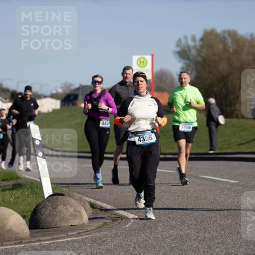 06.04.2025 - 44. Internationalen Wilhelmsburger Insellauf Michael Strokosch http://msf.ph/oto/7624676 06.04.2025 10:11:19 Laufen 4434, 4355, 3186, 325 meine-sportfotos.de