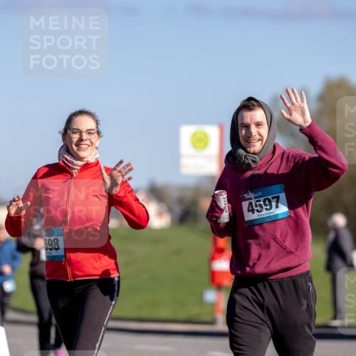 06.04.2025 - 44. Internationalen Wilhelmsburger Insellauf Michael Strokosch http://msf.ph/oto/7624701 06.04.2025 10:12:04 Laufen 698, 4597 meine-sportfotos.de