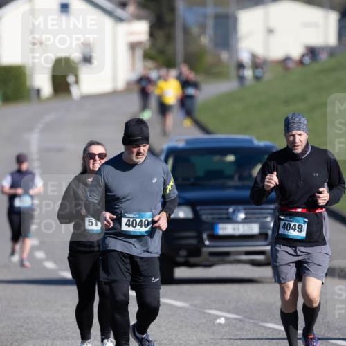 06.04.2025 - 44. Internationalen Wilhelmsburger Insellauf Michael Strokosch http://msf.ph/oto/7624704 06.04.2025 10:13:19 Laufen 51, 4040, 4049 meine-sportfotos.de