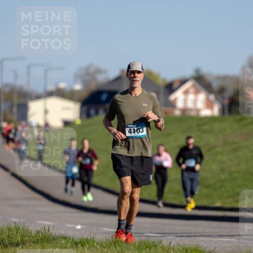 06.04.2025 - 44. Internationalen Wilhelmsburger Insellauf Michael Strokosch http://msf.ph/oto/7624724 06.04.2025 10:14:18 Laufen 4103 meine-sportfotos.de