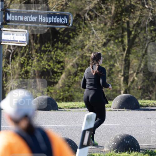 06.04.2025 - 44. Internationalen Wilhelmsburger Insellauf Michael Strokosch http://msf.ph/oto/7624772 06.04.2025 10:17:12 Laufen  meine-sportfotos.de