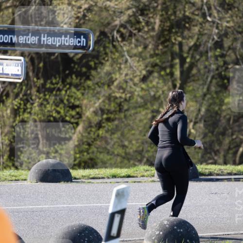 06.04.2025 - 44. Internationalen Wilhelmsburger Insellauf Michael Strokosch http://msf.ph/oto/7624773 06.04.2025 10:17:12 Laufen  meine-sportfotos.de