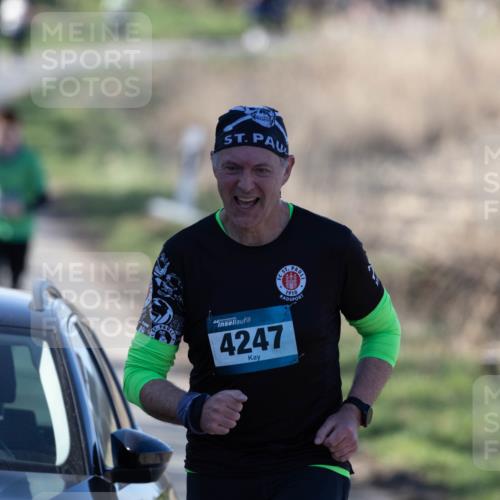 06.04.2025 - 44. Internationalen Wilhelmsburger Insellauf Michael Strokosch http://msf.ph/oto/7624822 06.04.2025 10:43:36 Laufen 4247, 1910 meine-sportfotos.de
