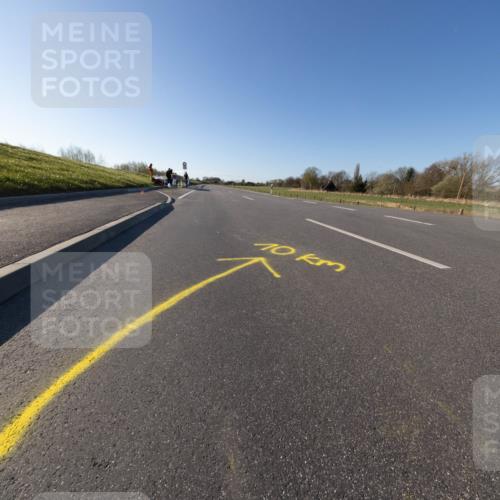 06.04.2025 - 44. Internationalen Wilhelmsburger Insellauf Michael Strokosch http://msf.ph/oto/7625114 06.04.2025 09:08:38 Laufen 10, 281 meine-sportfotos.de