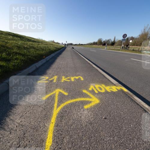 06.04.2025 - 44. Internationalen Wilhelmsburger Insellauf Michael Strokosch http://msf.ph/oto/7625121 06.04.2025 09:09:31 Laufen 21 meine-sportfotos.de